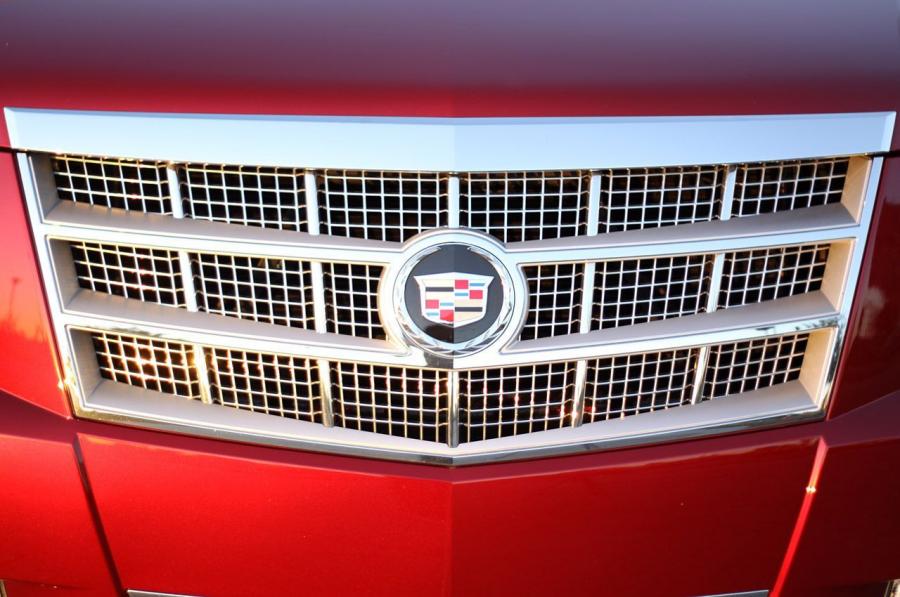  Cadillac Escalade Platinum Hybrid 2011 года  (фото 58 из 60)